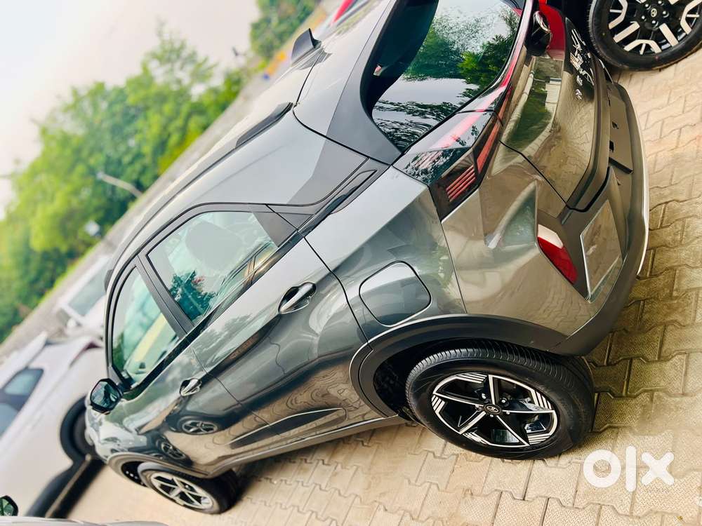 Tata Nexon Creative 1.2 Revotron Petrol 6 Mt, 2026, Petrol