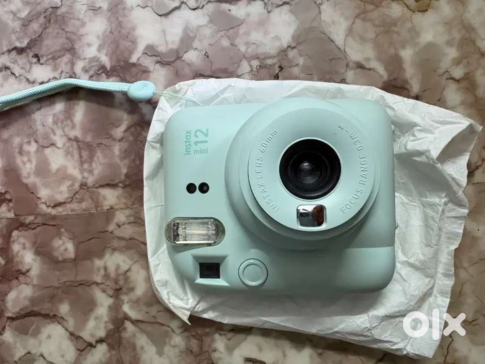 Fujifilm Instax Mini 12 Mint Green + 10 Film Sheets | Unused
