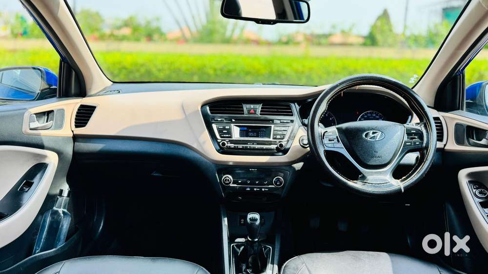 Hyundai I20 Asta (o) 1.2 Ivt, 2016, Cng & Hybrids