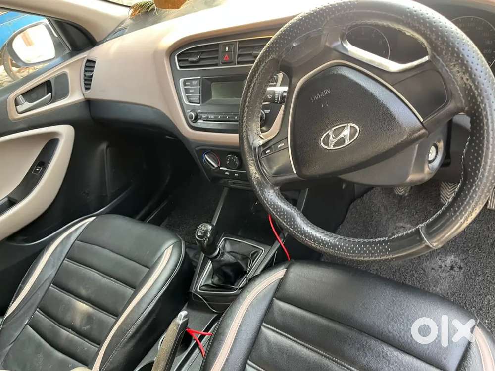 Urgent Selling, Bahar Jana H Isliye, Family Car