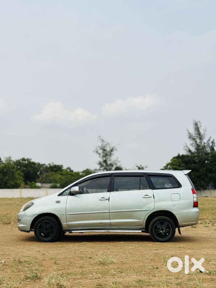 Toyota Innova 2.5 V 7 Str, 2006, Diesel