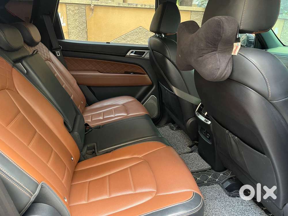 Mahindra Alturas G4 4x4 At, 2022, Diesel