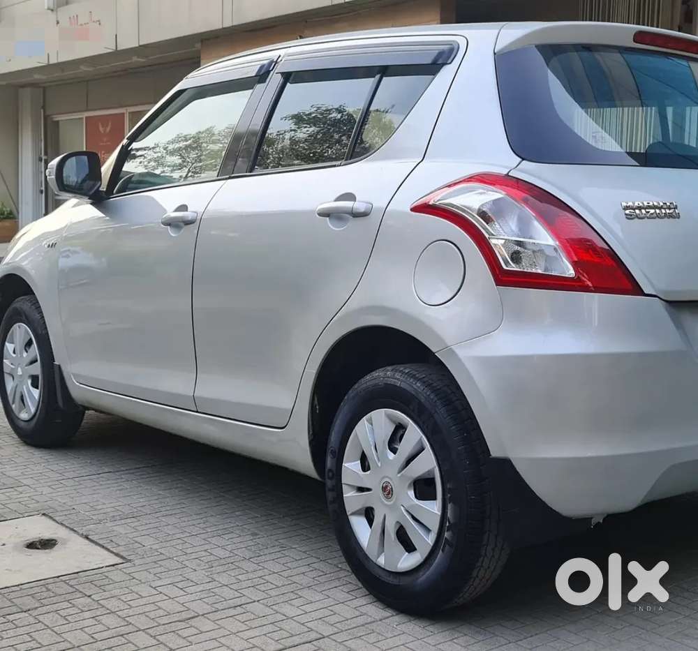 Maruti Suzuki Swift Vxi Abs Bsiv, 2016, Petrol