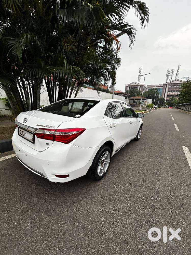 Toyota Corolla Altis 1.8 For Sale