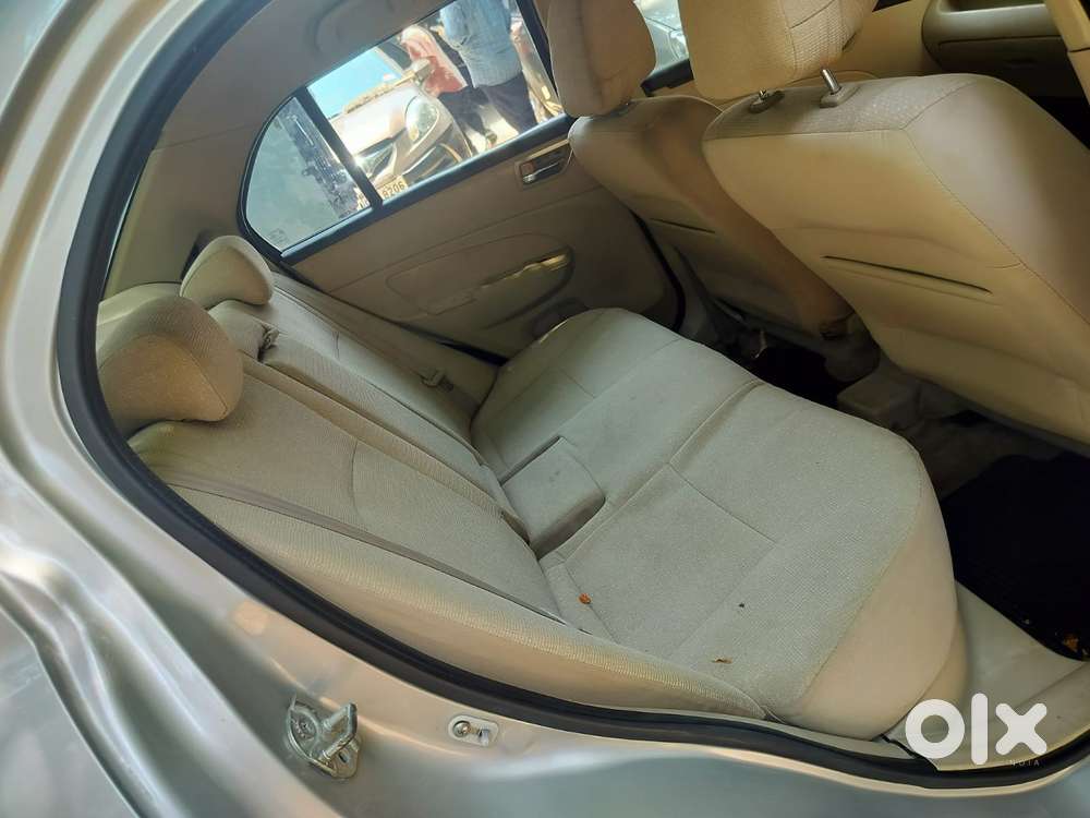 Maruti Suzuki Dzire 1.2 Vxi Amt, 2013, Petrol
