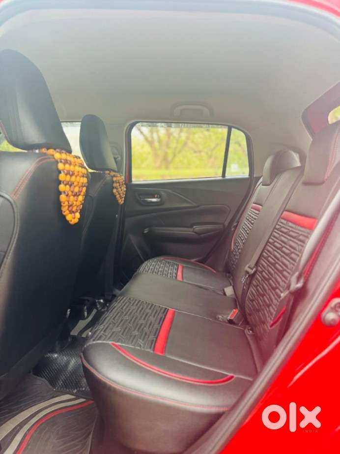 Maruti Suzuki Swift Vxi + Manual, 2025, Petrol