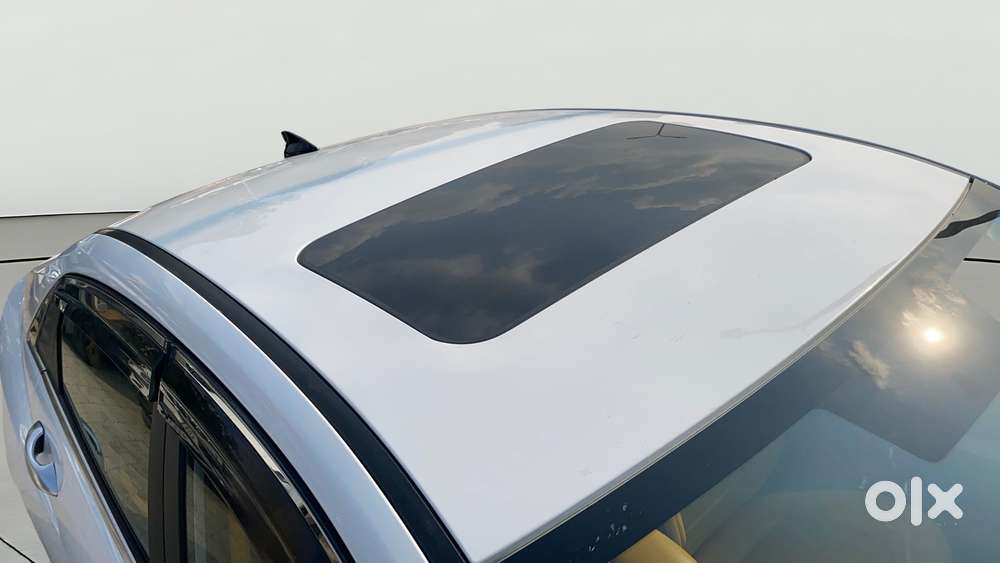 Hyundai Verna 1.5 Mpi Mt Sx (o), 2024, Petrol