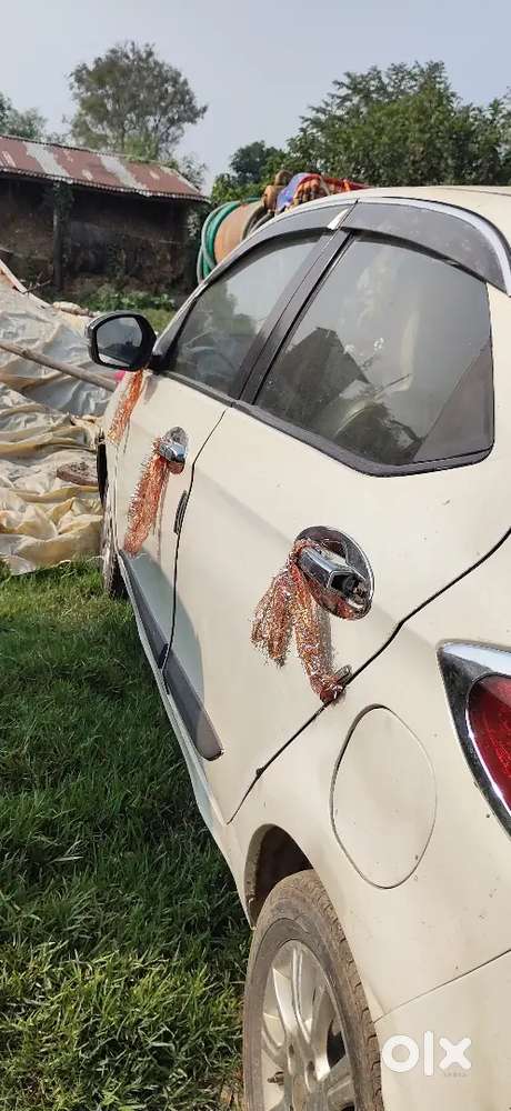 Tata Tiago 2017 Petrol 120000 Km Driven