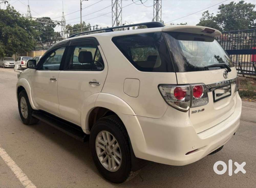 Toyota Fortuner 3.0 4x2 Mt, 2012, Diesel
