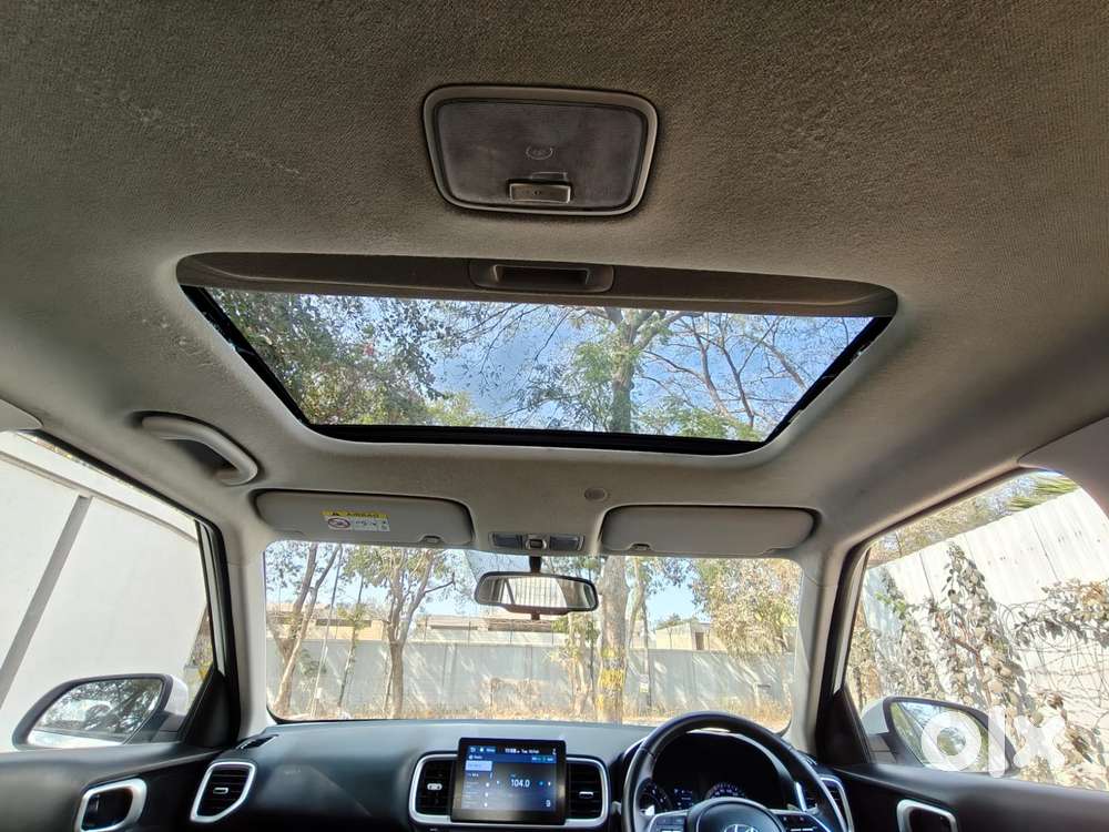 Hyundai Venue Sx+ At, 2021, Petrol