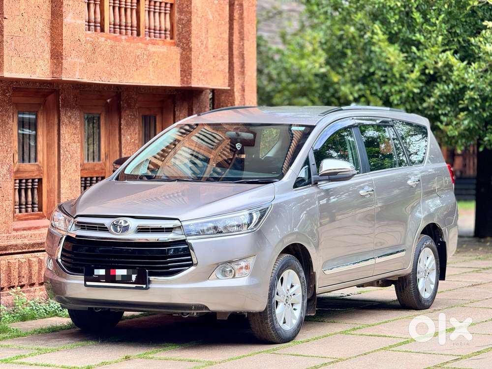 Toyota Innova Crysta 2.4 G Mt 8s, 2018, Diesel