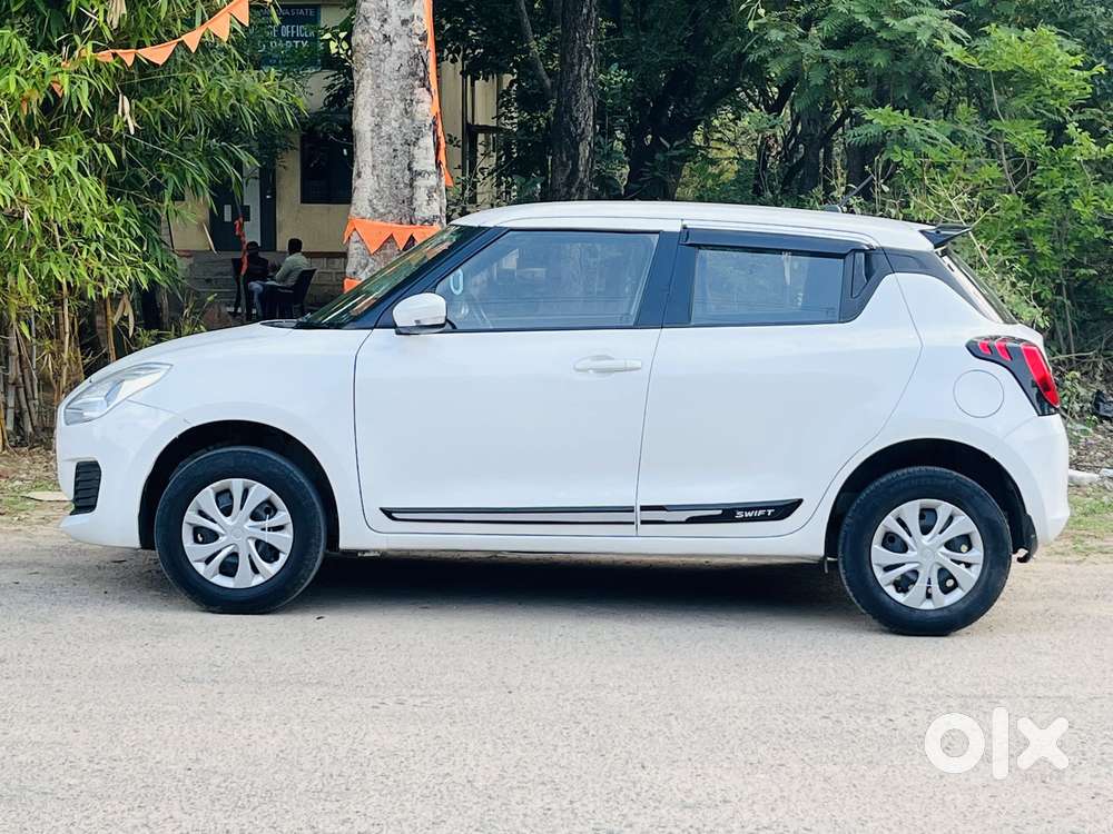 Maruti Suzuki Swift, 2023, Petrol
