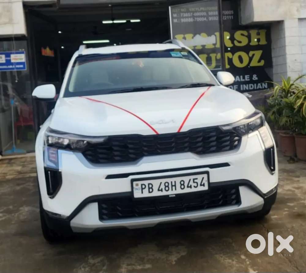 Kia Sonet 2025 Petrol 8100 Km Driven Brand New Fully Loaded Accessory