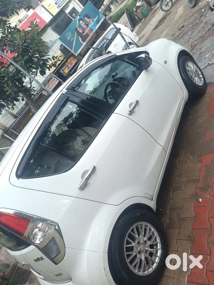 Maruti Suzuki Ritz  New Condition New Seat Vxi Led Back Cemra Petrol