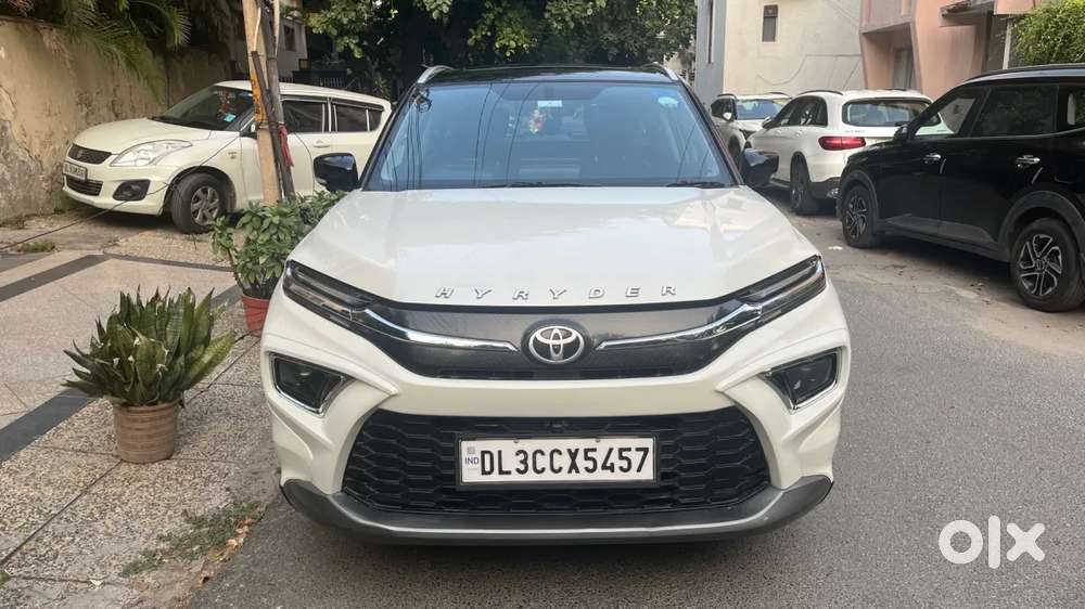 Toyota Urban Cruiser Hyryder 1.5 V Hybrid, 2023, Petrol
