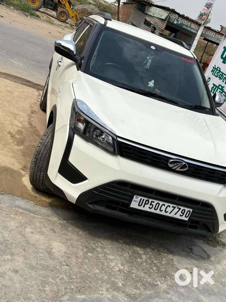 Mahindra Xuv300 2021 Petrol Well Maintained