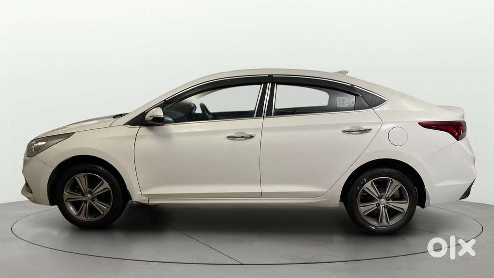 Hyundai Verna 1.6 Vtvt Sx, 2019, Petrol