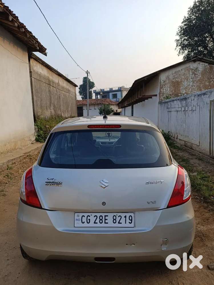Maruti Suzuki Swift With Alloy