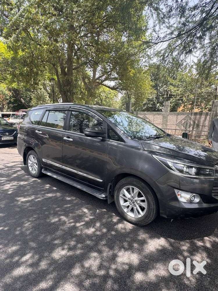 Toyota Innova Crysta 2.4 V 7 Str, 2019, Petrol