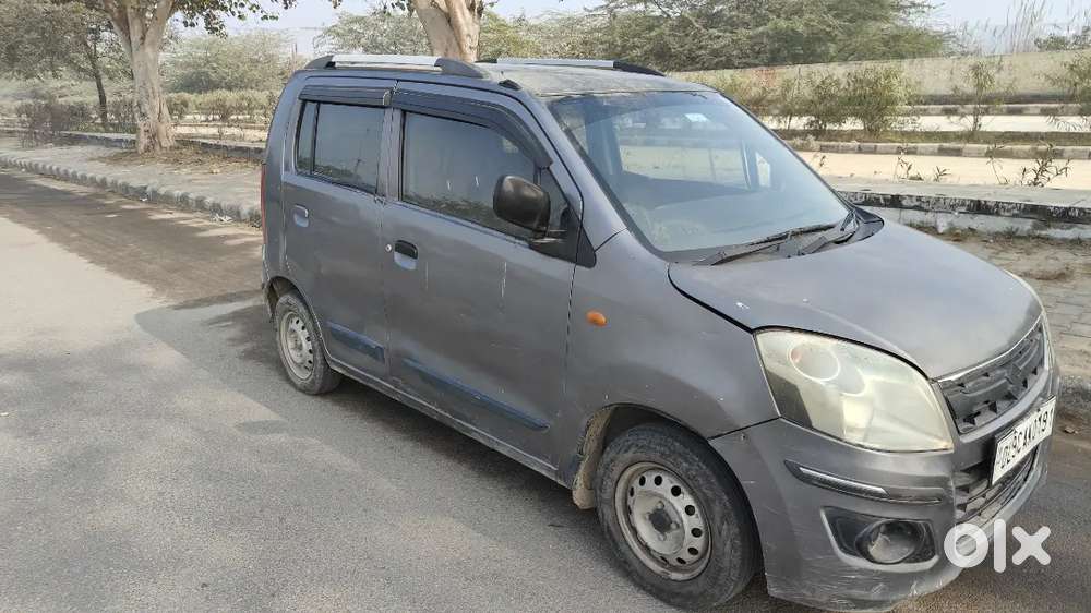 Wanogr 2014 Model Cng+petrol Good Condition