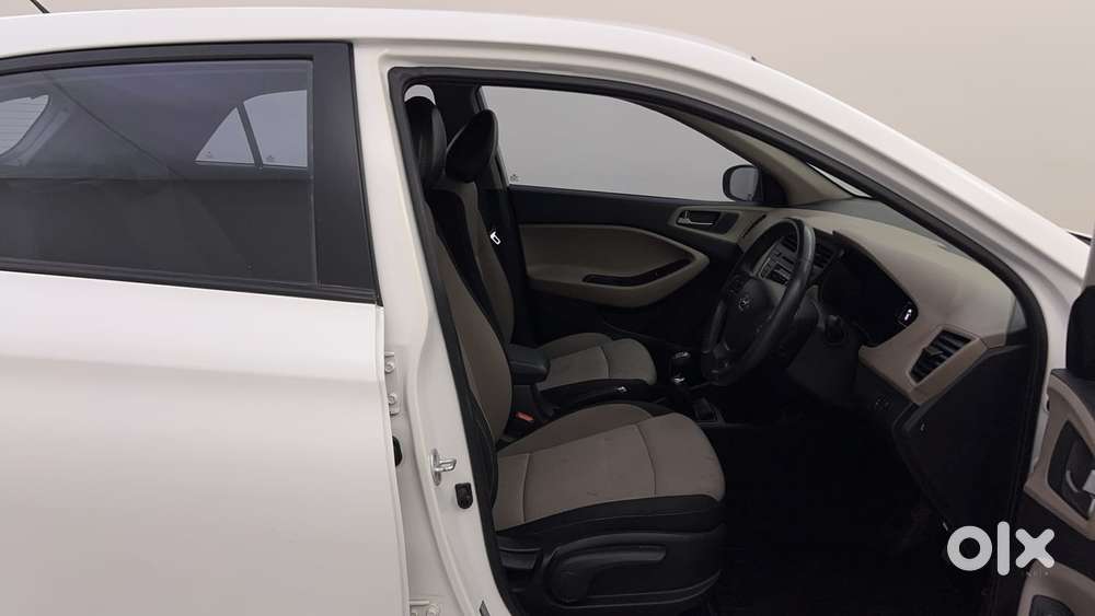 Hyundai Elite I20 Asta Option, 2015, Petrol