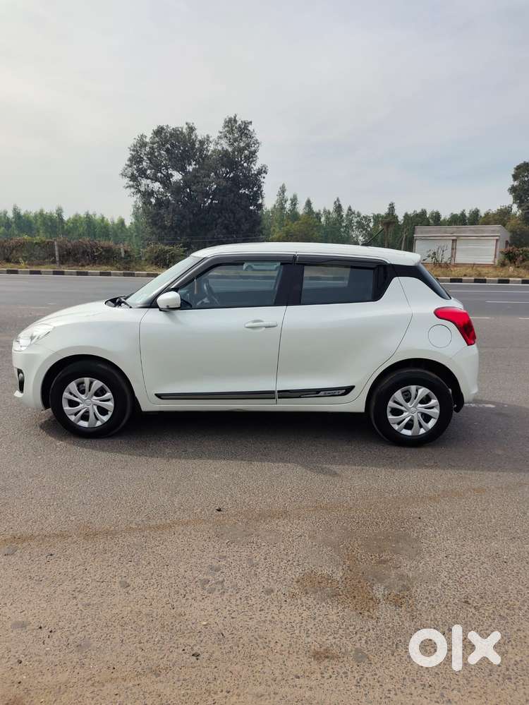 Maruti Suzuki Swift Amt Vxi, 2018, Petrol