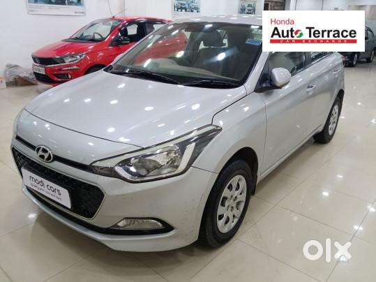 Hyundai I20 Sportz Petrol, 2017, Petrol