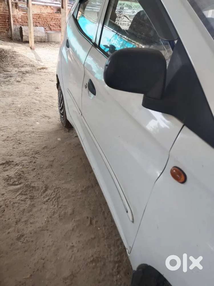 Hyundai Eon 2016 Petrol 120000 Km Driven
