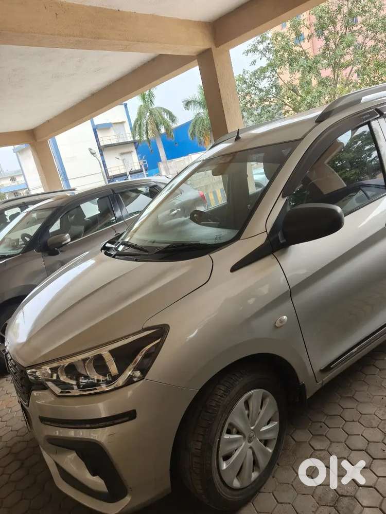 Maruti Suzuki Ertiga 2021 Petrol 32000 Km Driven