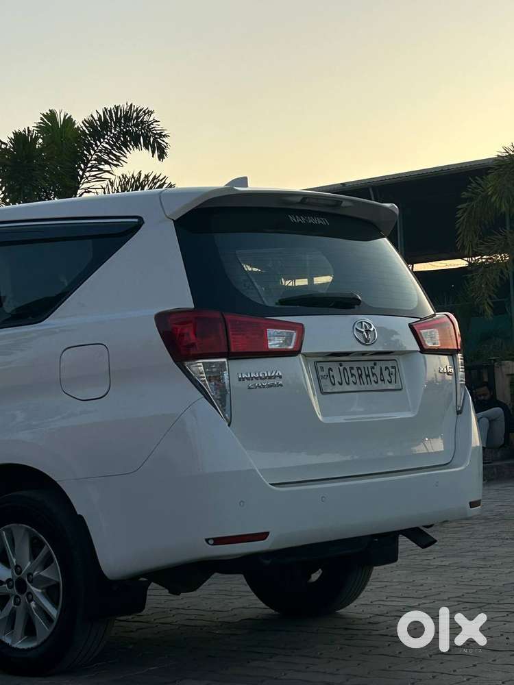Toyota Innova Crysta 2.4 Gx Mt, 2019, Diesel
