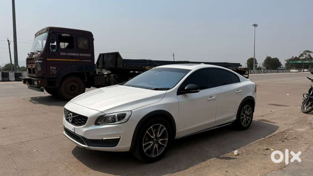 Volvo S60 Cross Country 2.4 Liter 5 Cylinder