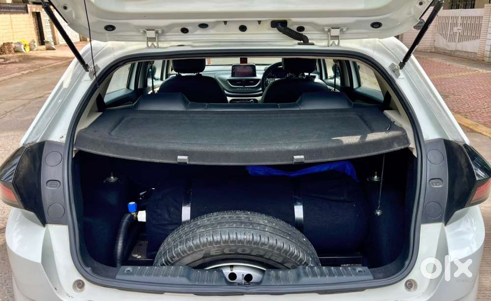Tata Altroz 1.2 Xt, 2022, Cng & Hybrids