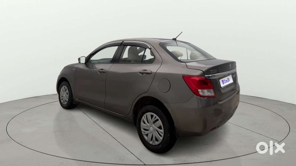 Maruti Suzuki Swift Dzire Amt Vxi, 2019, Petrol