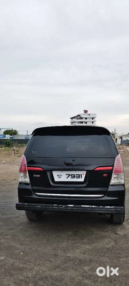 Toyota Innova 2.5 Diesel 2011 Full Modified Super Condion Hr Vehicle