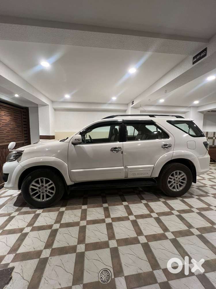 Toyota Fortuner 3.0 Sportivo 4x2 Mt, 2012, Diesel