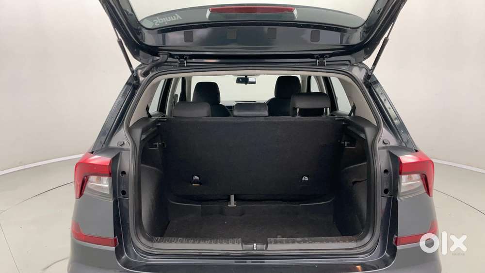 Skoda Kushaq Active 1.0 Tsi Mt, 2022, Petrol