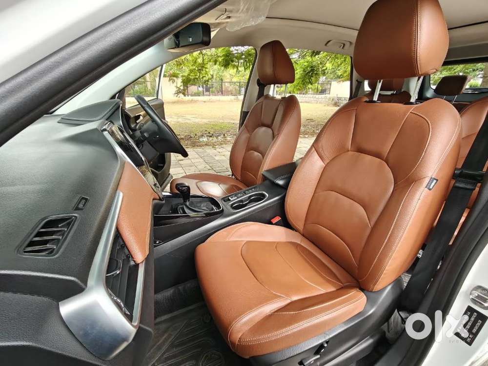 Mg Hector Plus 1.5cvt Petrol Automatic