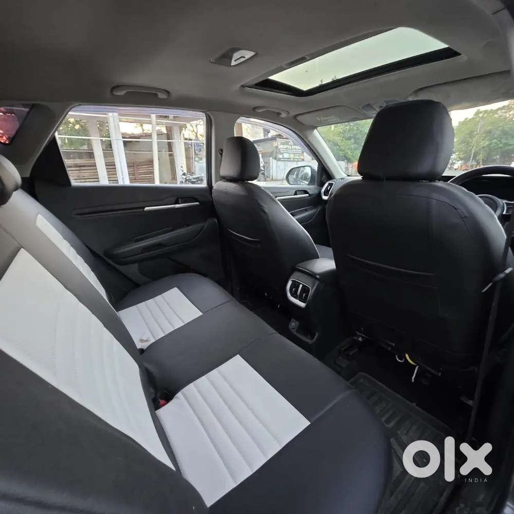 Kia Sonet 2023 Petrol Htk Plus (optional)