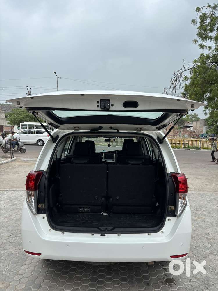 Toyota Innova Crysta Zx 2.4 Diesel 7 Seater, 2024, Diesel