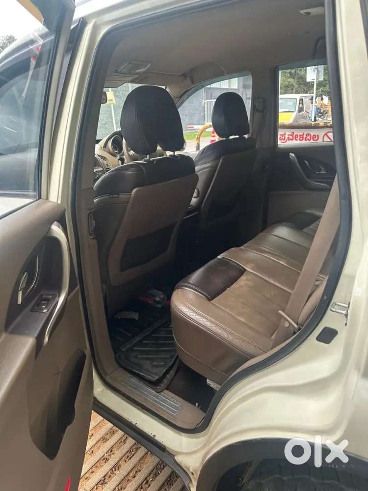 Mahindra Xuv500 Diesel 2wd 2014