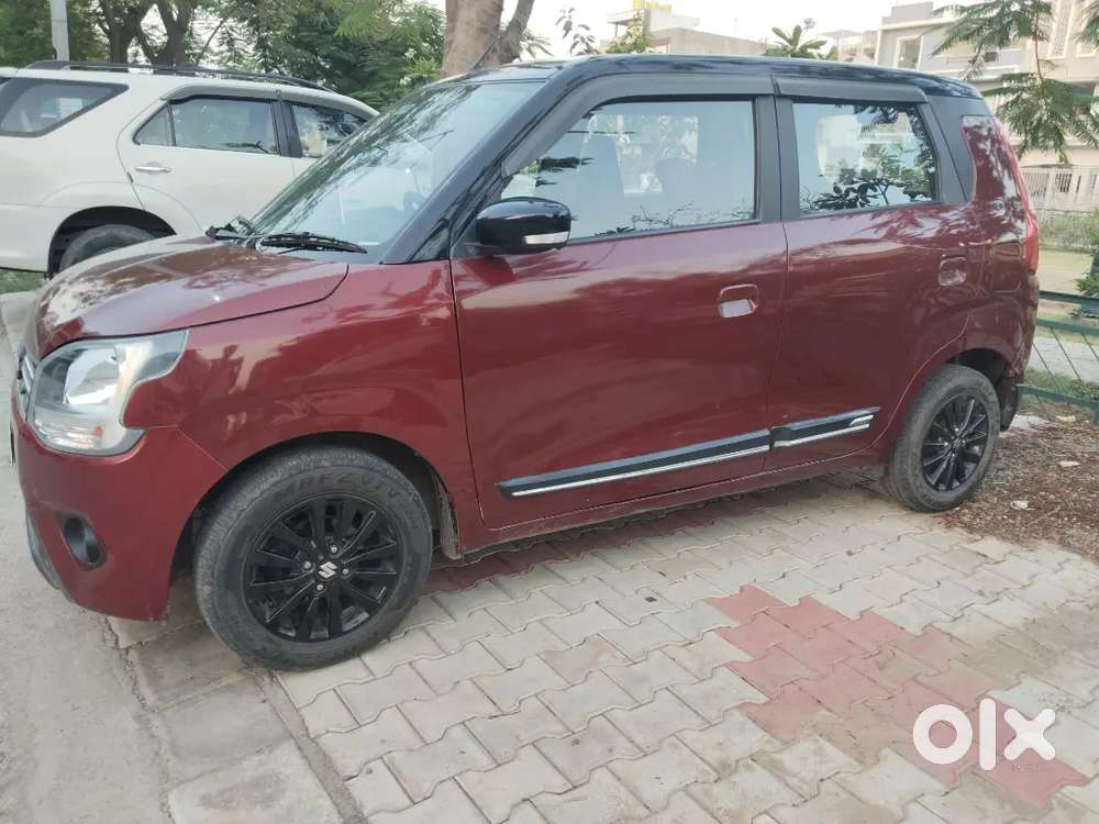 Maruti Suzuki Wagon R 2022 Petrol, 17000 Km Company Service Record,
