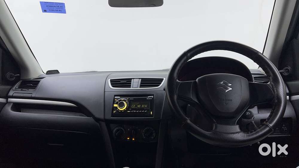 Maruti Suzuki Swift 1.2 Lxi (o), 2017, Petrol