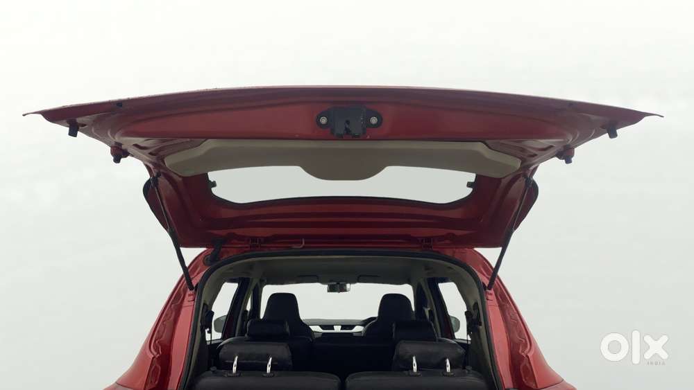 Renault Triber Rxz Easy-r Amt, 2021, Petrol