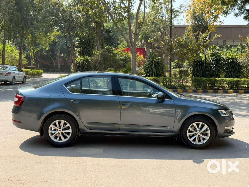 Skoda Octavia 1.8 Tsi Style Plus At, 2017, Petrol