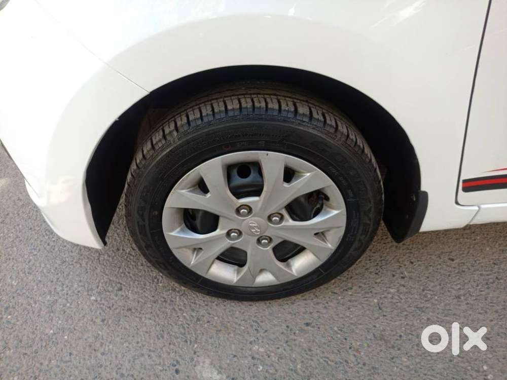Hyundai Grand I10 1.2 Kappa Sportz Option, 2016, Petrol