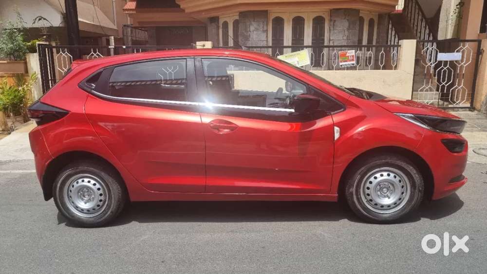 Tata Altroz Xe Petrol, 2021, Petrol