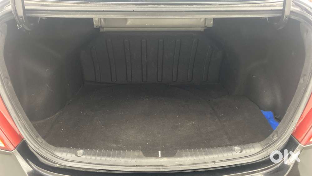 Hyundai Verna [2015-2018] Fluidic 4s 1.6 Vtvt Sx, 2016, Petrol