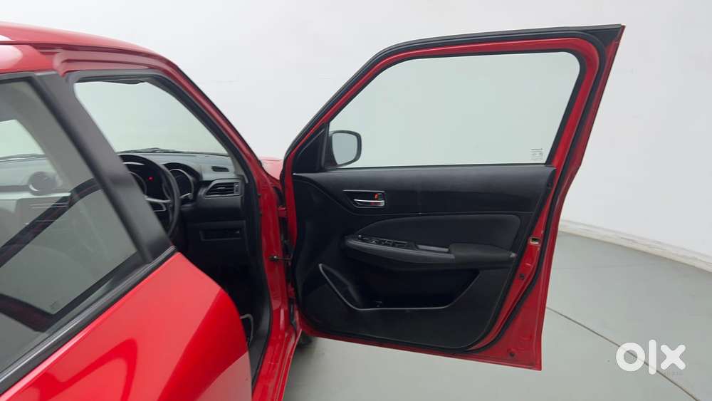 Maruti Suzuki Swift Vvt Vxi, 2018, Petrol