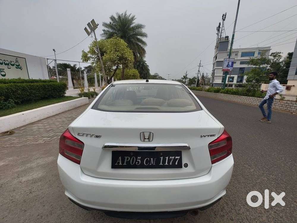 Honda City 2011-2013 Cng, 2012, Cng & Hybrids