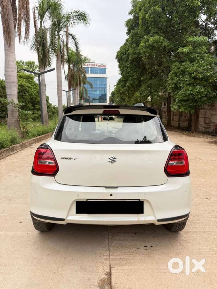 Maruti Suzuki Swift Vvt Vxi, 2021, Petrol